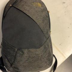 Sack Grijze rugtas van the north face, gemeldet von Artis über iLost