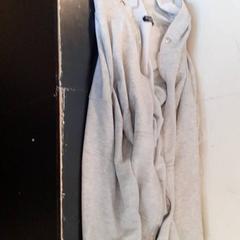 Chaqueta, ha sido reportado por Qbuzz servicepunt  Emmen con iLost