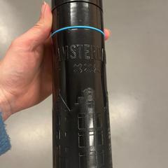 Water bottle black, gemeldet von MEININGER Hotel Berlin Central Station über iLost