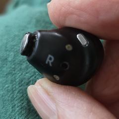 Galaxy buds pro R earbud, come riportato a iLost