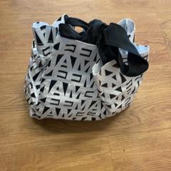 Tasche de Vries, gemeldet von HTM über iLost