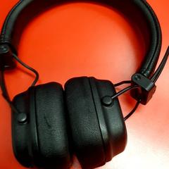 Auriculares, segundo informou UvA REC usando iLost