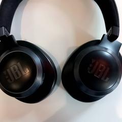 Headphones Zwart, as reported by Arriva Limburg Zuid using iLost