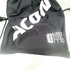 Sac de poche Med vattenflaska, a été signalé par IKEA Haparanda utilisant iLost