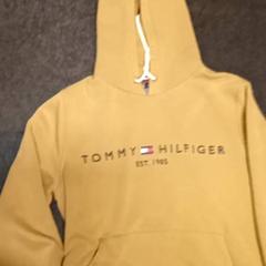 Sweater, as reported by Mövenpick Hotel Amsterdam City Centre using iLost