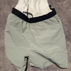 Kurze hose, gemeldet von Van der Valk Hotel Haarlem über iLost