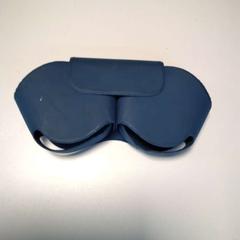 Étui, a été signalé par Twisto utilisant iLost