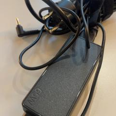 Laptop charger, as reported by Padualaan 101 using iLost