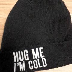 قبعة صغيرة، كما تم الإبلاغ عنه بواسطة Transdev Hoeksche Waard Goeree Overflakkee عبر iLost