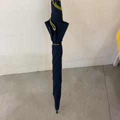 Parapluie, a été signalé par IKEA渋谷 utilisant iLost