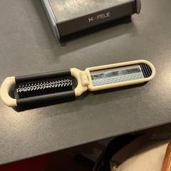 Haarborstel brosse, zoals gemeld door MEININGER Hotel Bordeaux Gare Saint-Jean met iLost