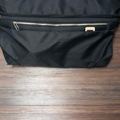 Tas Zwart, nylon,, zoals gemeld door Pouw Vervoer met iLost