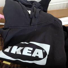 Kapucni Noir, amint azt IKEA Paris - Rivoli az iLost segítségével jelentette.