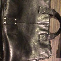 가방, iLost를 사용하여 Hotel van der Valk Maastricht에 보고됨