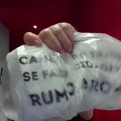 T shirt white with portuguese writing, as reported by MEININGER Hotel Roma Termini using iLost