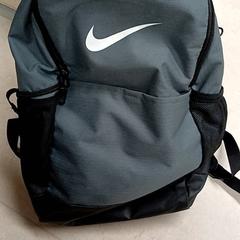 Backpack, as reported by Qbuzz GD Groningen Peizerweg using iLost