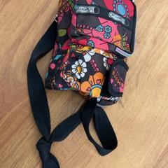 Sac, a été signalé par GVB utilisant iLost