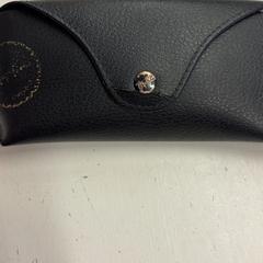 メガネケース がiLostで HTM によって報告されました