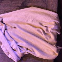 Tröja sweater, rapporterat av De Heeren van Aemstel med iLost