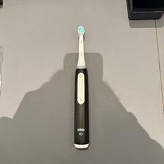 Toothbrush Oral B IO, as reported by Van der Valk Hotel Deventer using iLost