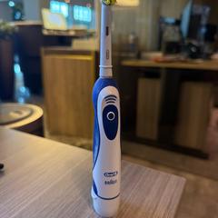 Toothbrush, as reported by Van der Valk Hotel Haarlem using iLost