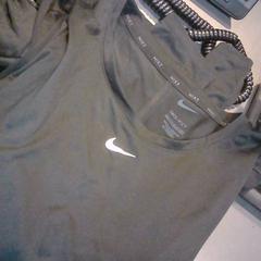 Hardware nike longsleeve, as reported by SnowWorld Landgraaf using iLost
