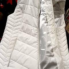 Jacka, rapporterat av IKEA Clermont Ferrand med iLost