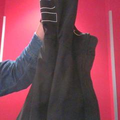 Dzseki Black, amint azt MEININGER Hotel Roma Termini az iLost segítségével jelentette.