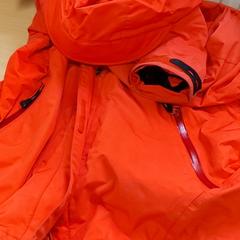 Clothing - jas, as reported by Regio Antwerpen - Brussel using iLost