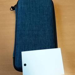 Material escolar - etui, segundo informou Regio Antwerpen - Brussel usando iLost