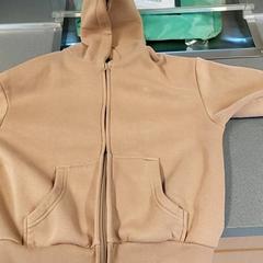 Ropa Trui bruin, ha sido reportado por Regio Limburg - Leuven con iLost