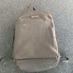 Ryggsäck, rapporterat av Breng Arnhem med iLost