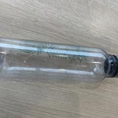 زجاجة الشرب، كما تم الإبلاغ عنه بواسطة Van Heugten Tours عبر iLost