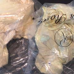 Vestiti, come riportato da Van der Valk Hotel Amsterdam Zuidas utilizzando iLost