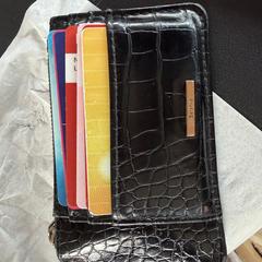 portemonnee, segundo informou a iLost