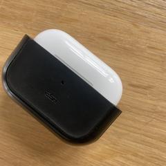Airpods in case, segons s'ha informat a iLost