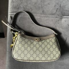 Purse an iLost gemeldet