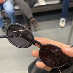 Sunglasses jimmy fairly, iLost에 보고됨