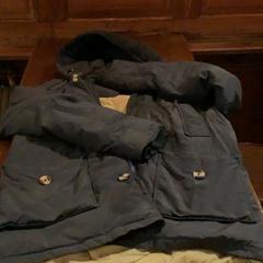 Jacka Blauwe jas, rapporterat av Café Leentje med iLost