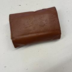 Portfel Kaal, zgłoszono przez GVB przy użyciu iLost