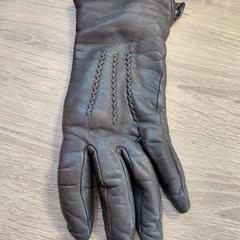 グローブ がiLostで EBS OV Poeldijk によって報告されました