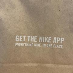 İLost kullanarak Designer Outlet Roermond tarafından bildirildiği gibi Purchase nike