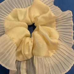 Scrunchie, amint azt IKEA福岡新宮 az iLost segítségével jelentette.