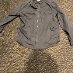 셔츠, iLost를 사용하여 Van der Valk Hotel Utrecht에 보고됨