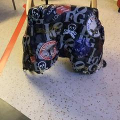 Jacka, rapporterat av MEININGER Hotel Köln West med iLost