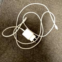 어댑터, iLost를 사용하여 Mövenpick Hotel Amsterdam City Centre에 보고됨