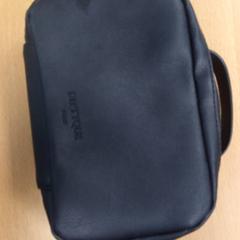 Väska, rapporterat av Inntel Hotels Amsterdam Centre med iLost