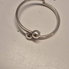 Eskumuturra silver, gisa salatu by Avonturenpark Hellendoorn iLost erabiliz