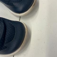 Kids' shoes, as reported by GVB using iLost