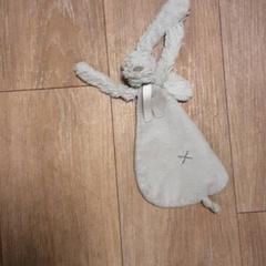 Knuffeldoek konijn knuffeldoekje がiLostで Diergaarde Blijdorp によって報告されました
